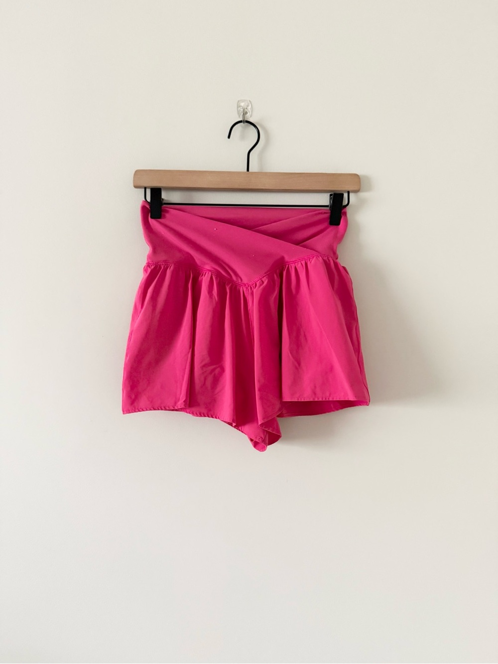 aerie Offline Real Me Criss Cross Waist Flutter Shorts in Pink Size S